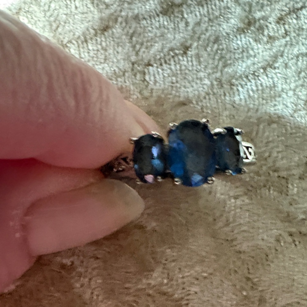 925 Sterling Silver Blue Sapphire Trio Ring - Picture 2 of 3